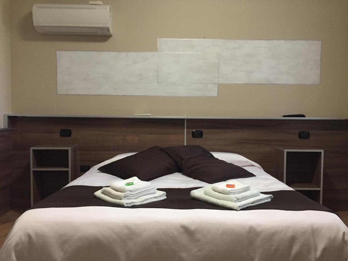 Bed & Breakfast Giardini Di Marzo Lecce Eksteriør bilde