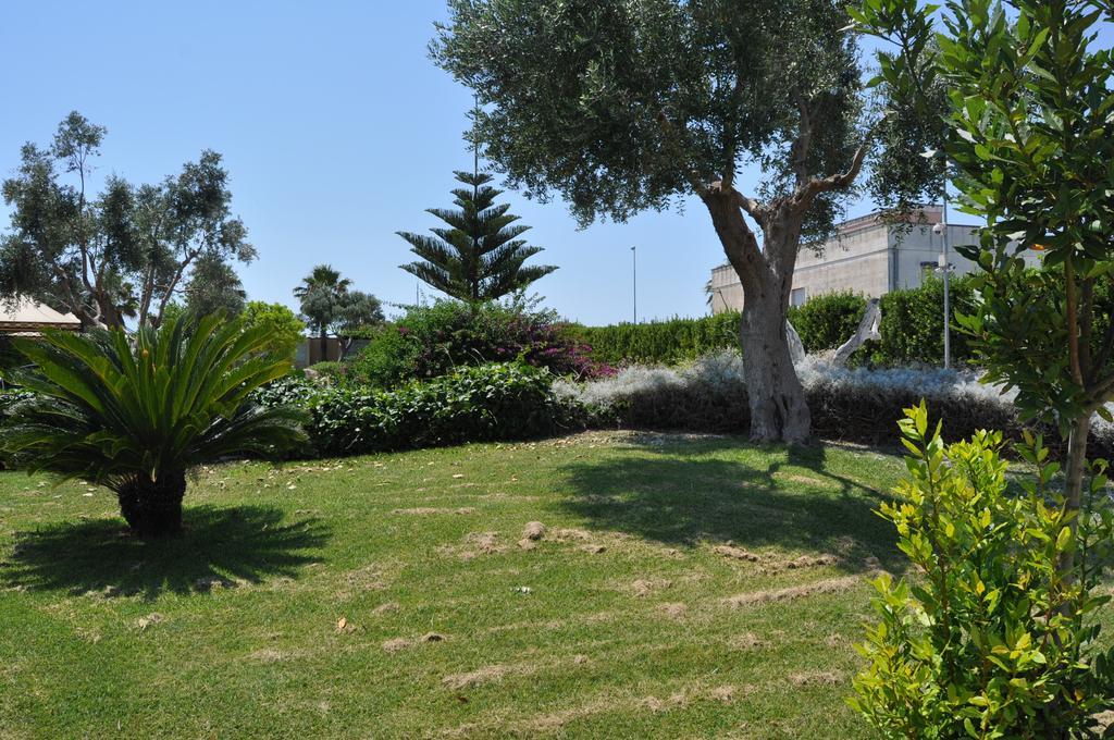 Bed & Breakfast Giardini Di Marzo Lecce Eksteriør bilde