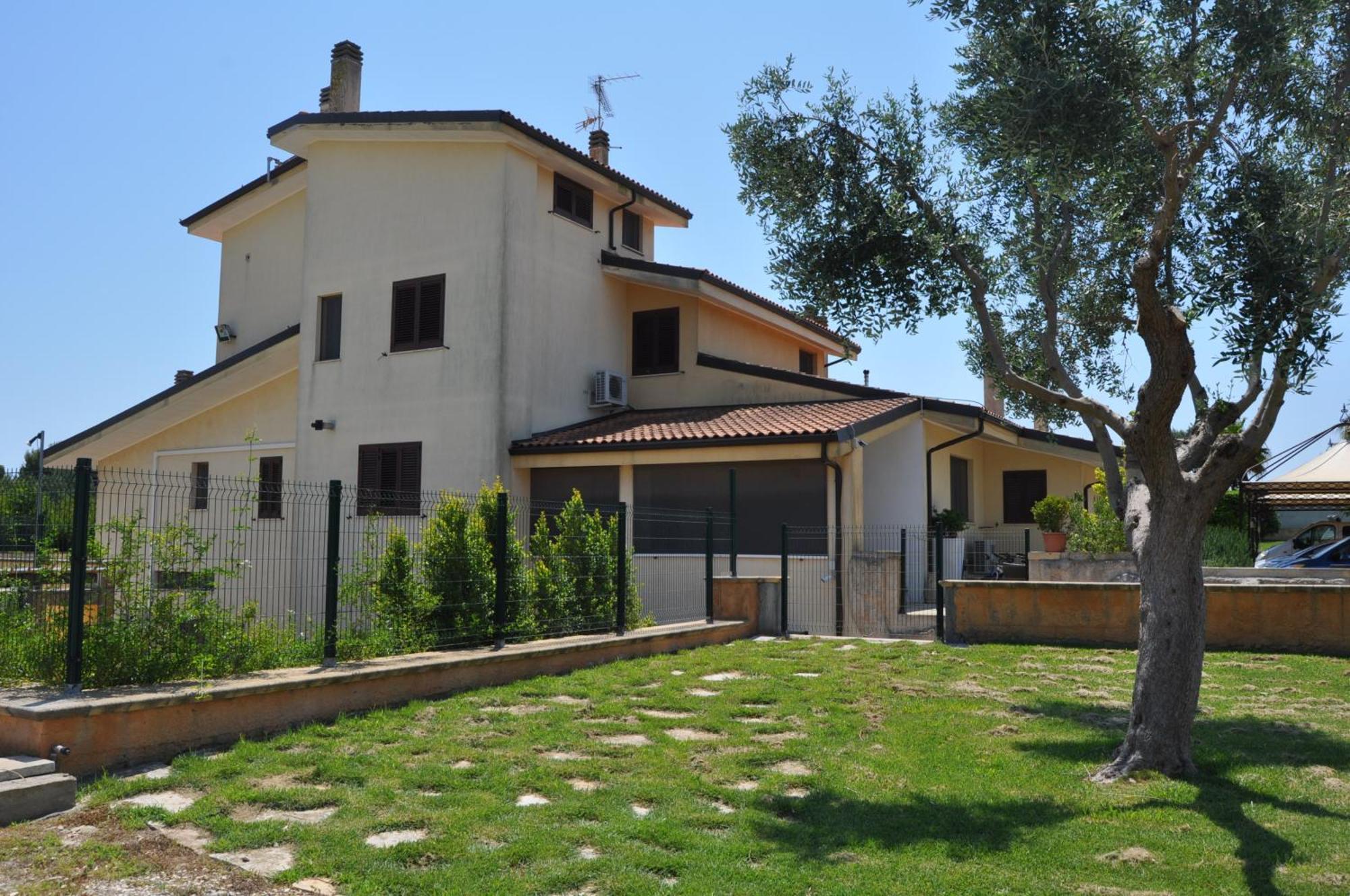 Bed & Breakfast Giardini Di Marzo Lecce Eksteriør bilde